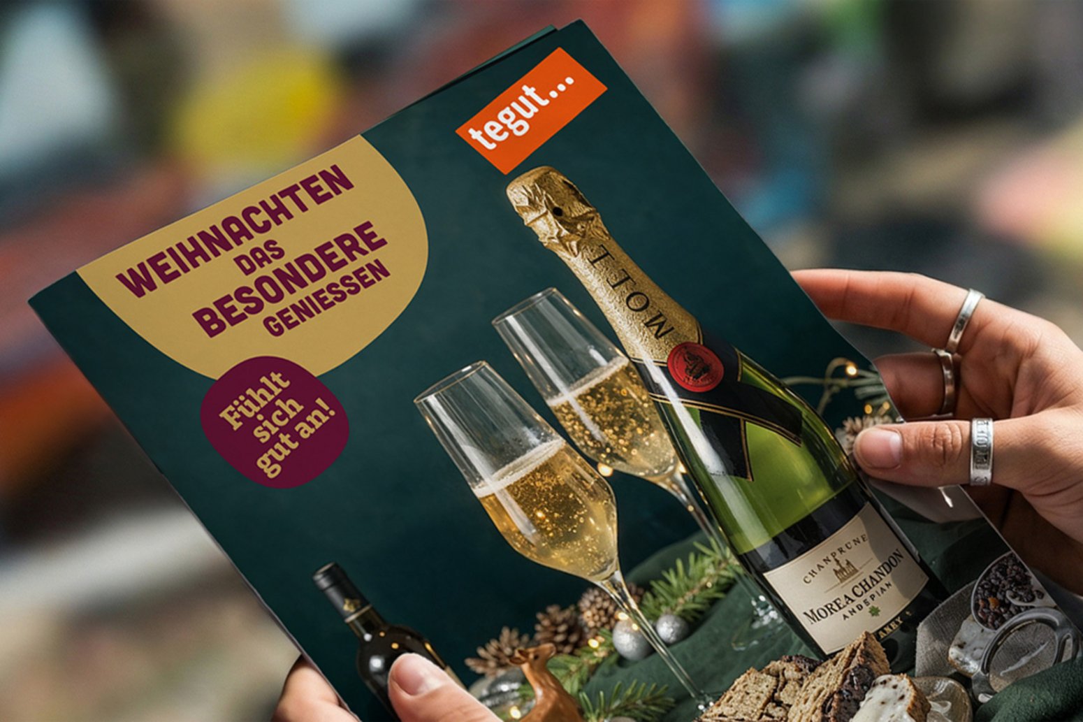 Zeigen verschiedene Anwendungen unserer Kampagne: Den Spezialkatalog Weihnachten, Kommunikation im Laden sowie das Bonus-Programm tebonus.