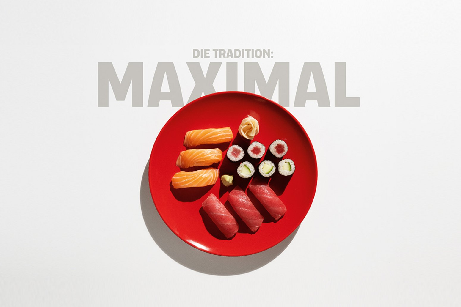 Verschiedene Kampagnen-Motive mit Food und Kikkoman Dispenser, darüber die zentralen Benefits des Produkts. Extra lange Brauzeit: Ideal, Die Momente: emotional, Natürliche Zutaten: Optimal, Die Tradition: Maximal.